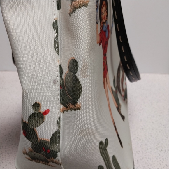 Cowgirl Tote - Picture 9 of 12